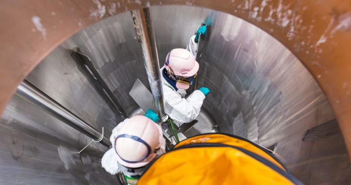 Beacon Industrial Services tank cleaning